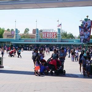 Meet your Posher, Noemi